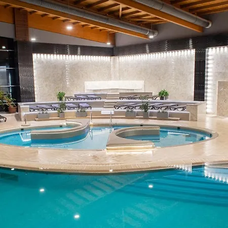 Azur Otel 4*