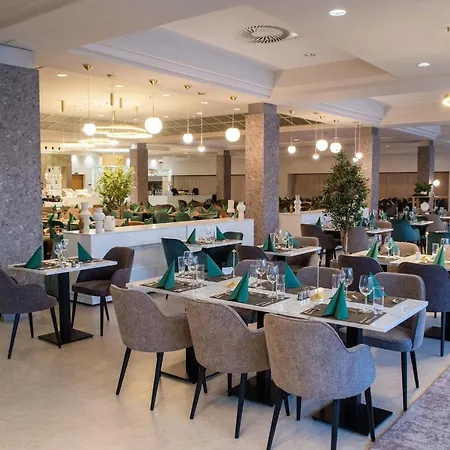 Azur 4* Siofok
