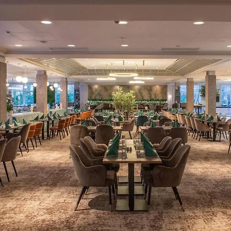Otel Azur Siofok