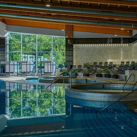 Otel Azur 4*