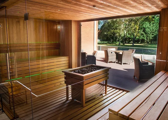 ホテル アズール シオフォク 4*